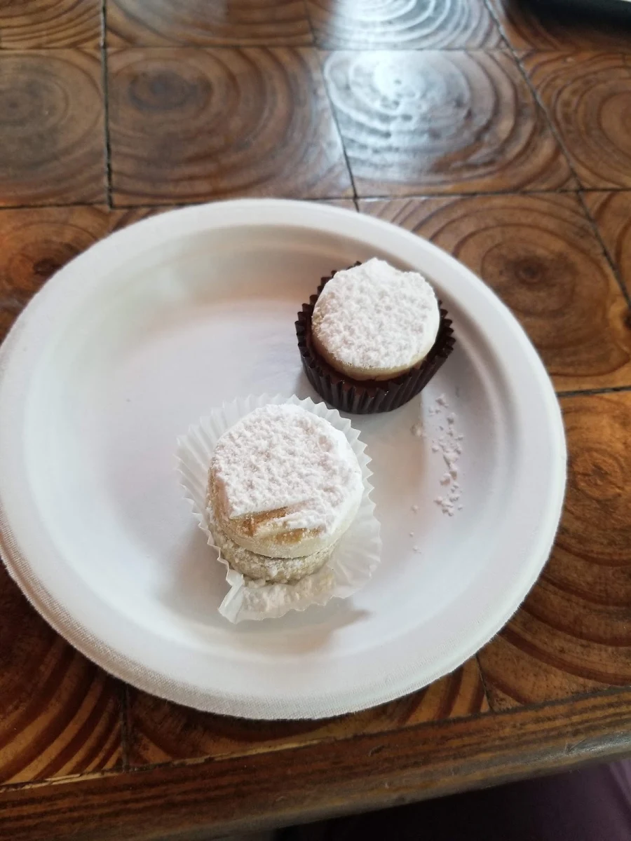 Petit Four