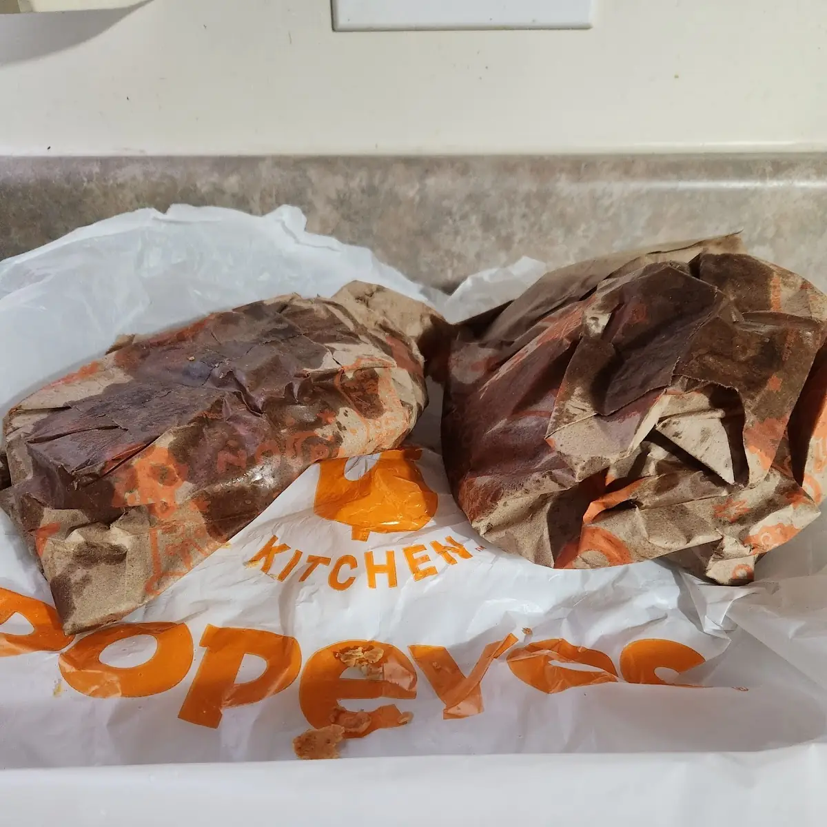 8 Piece Chicken Dinner with 1 Side and 4 Biscuits Covington Location
