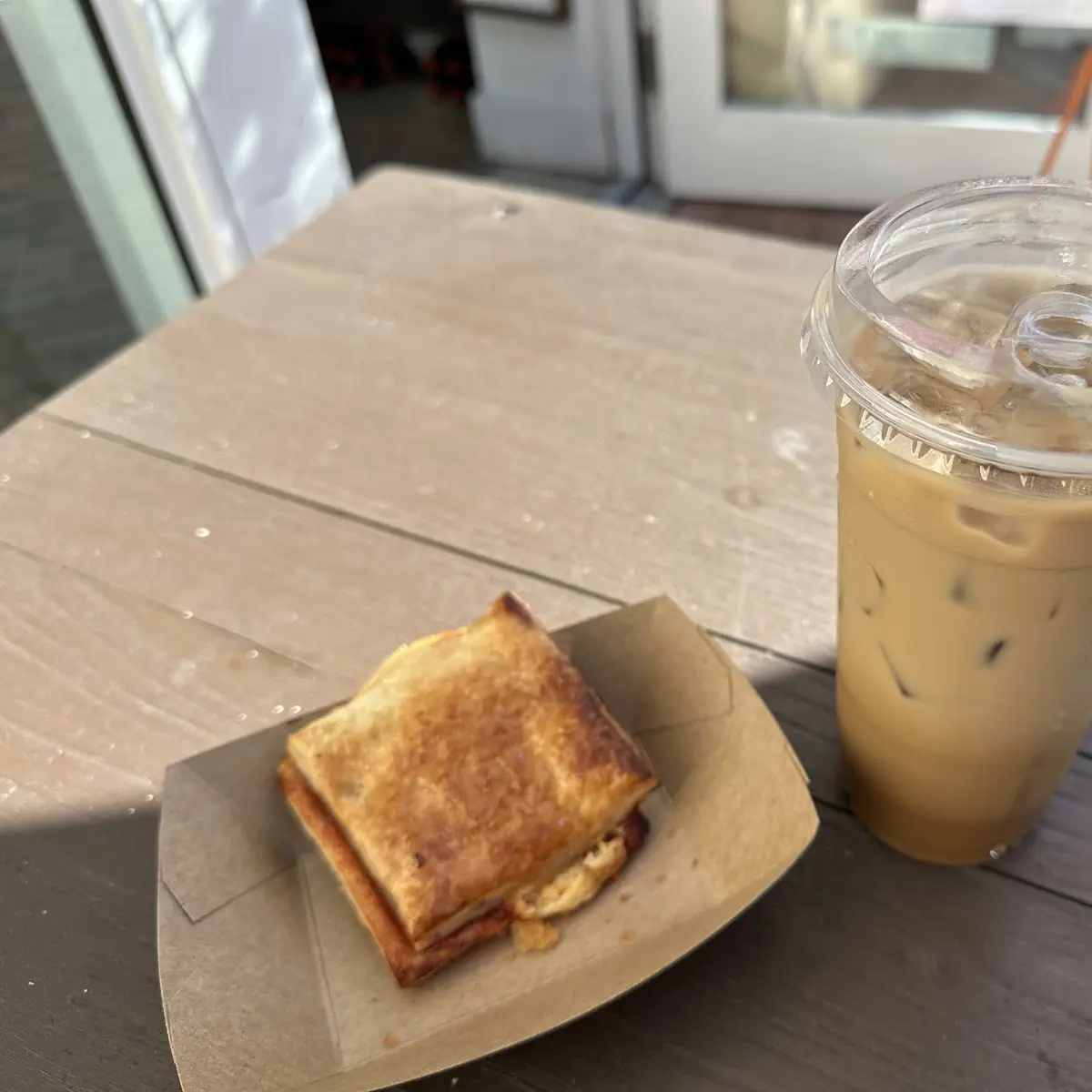 Iced Cafe Con Leche