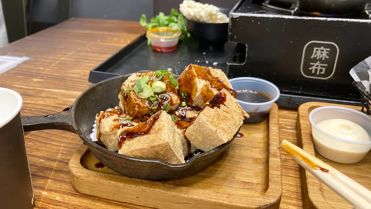 Stinky Tofu Hot Pot Served w Instant Noodle, Mabu Generation