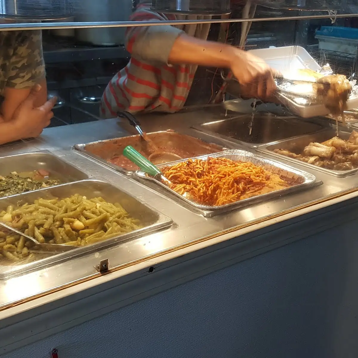 Spaghetti and Meat Sauce and Green Beans