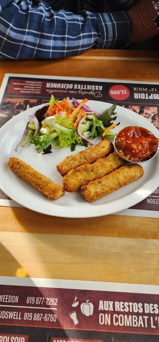 Batonnets de Fromage, Restaurant des cantons