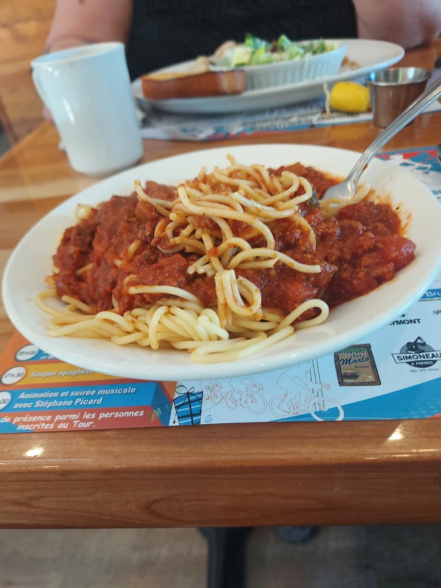 Bébé Spaghetti Non-épicé, Restaurant des cantons