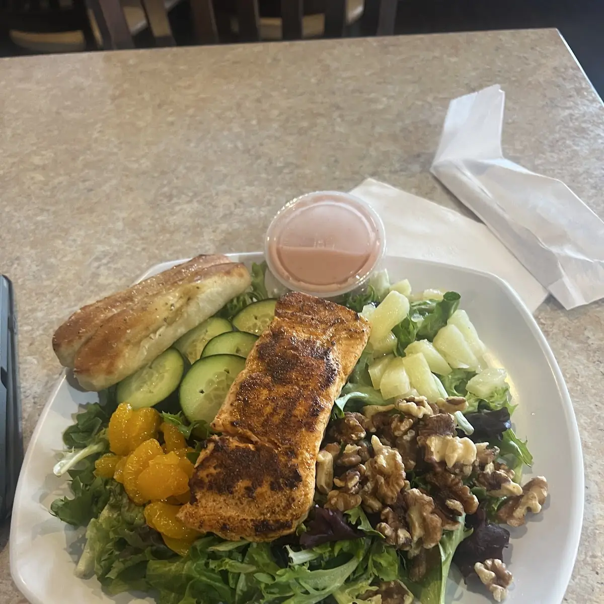 Grilled Salmon Salad