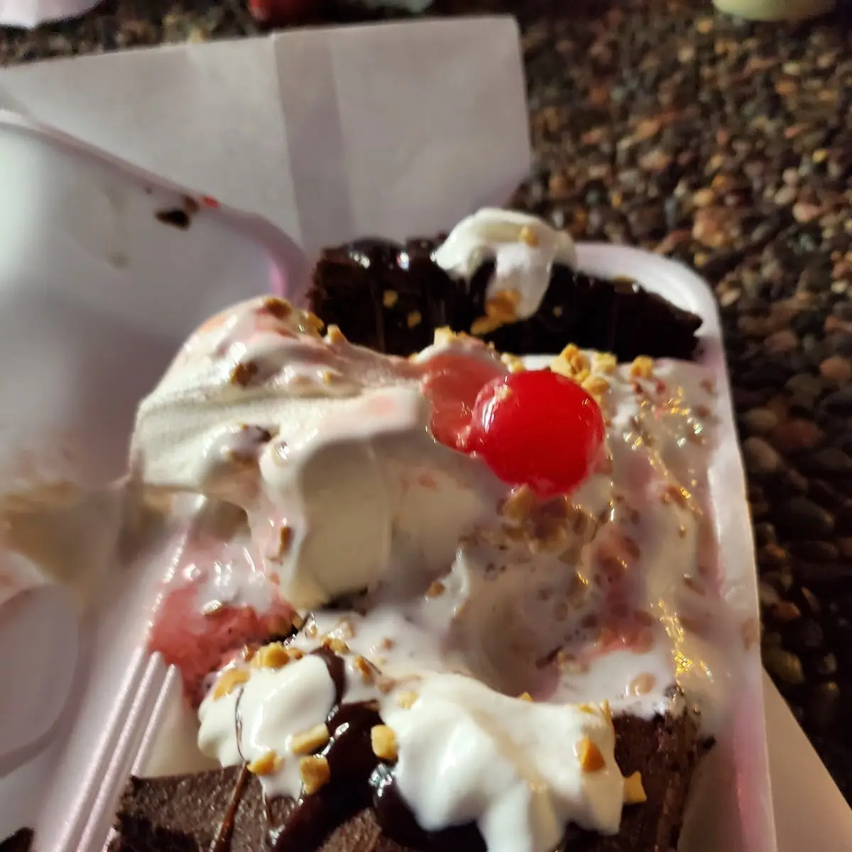 Brownie Sundae