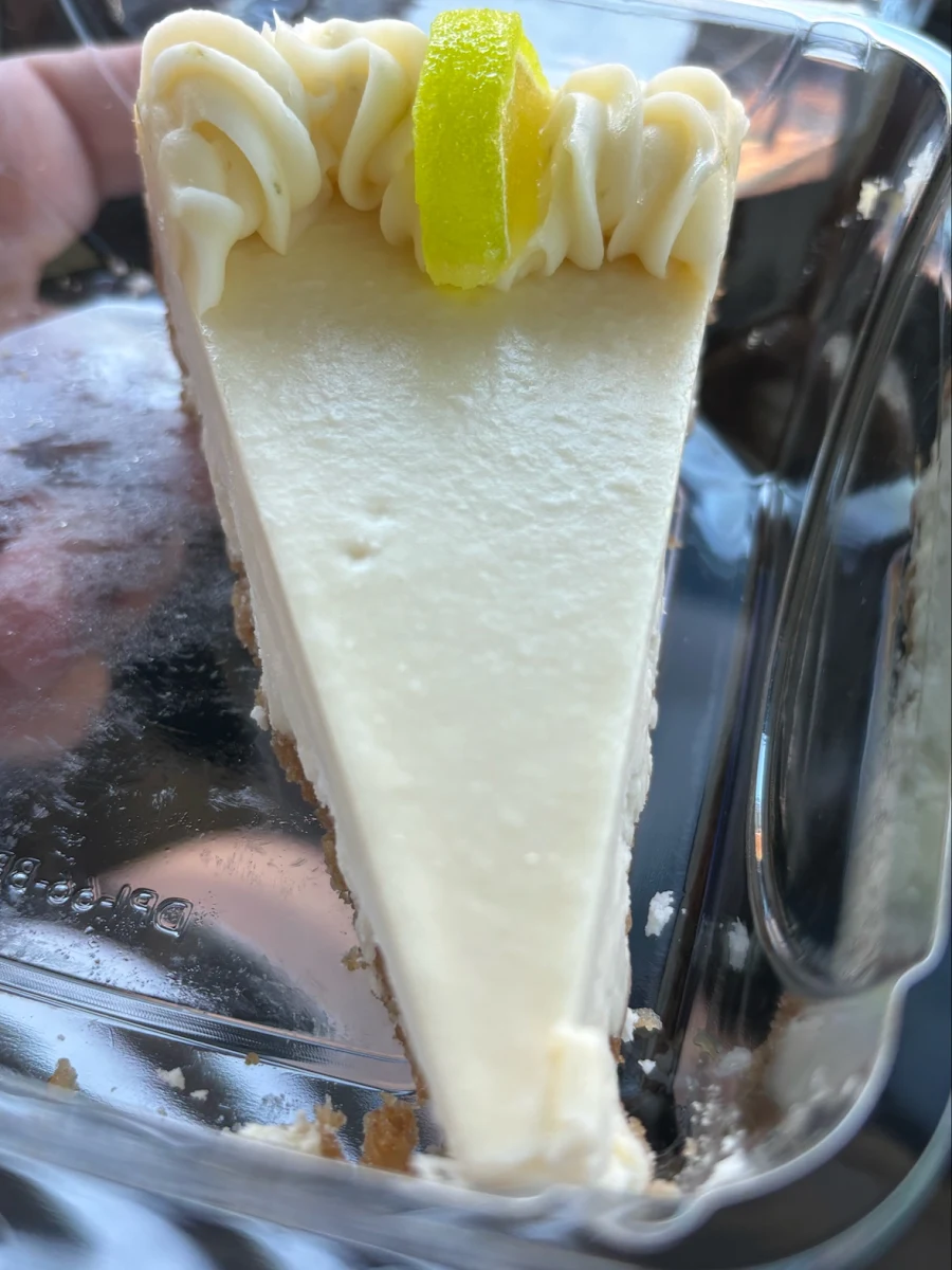 Key Lime Pie Cheesecake