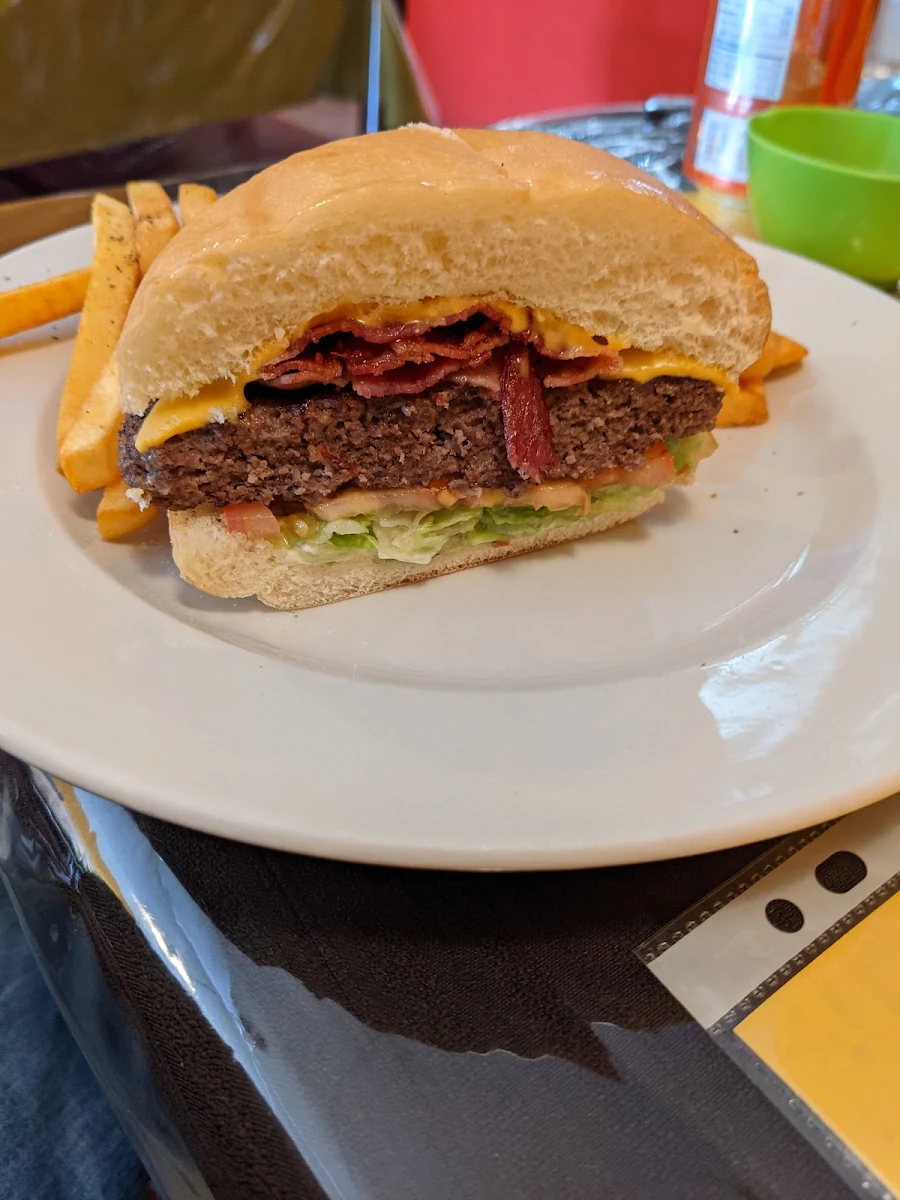 Deluxe Burger Combo