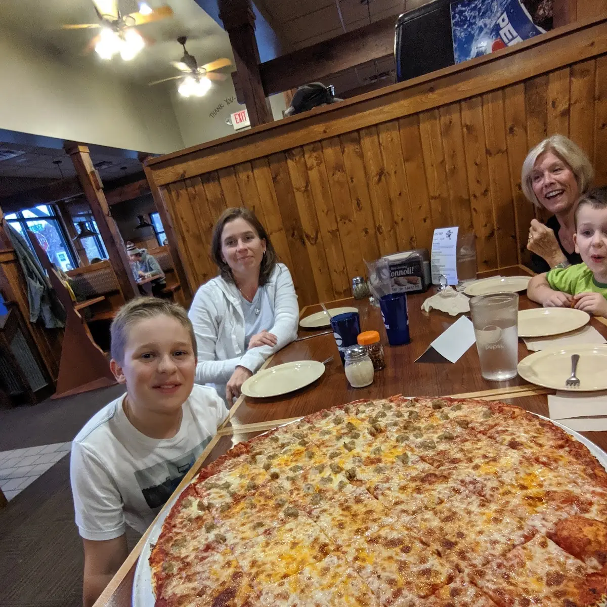 Giant Pizza