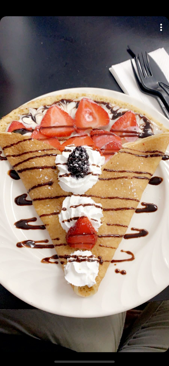 Strawberry Banana Crepe