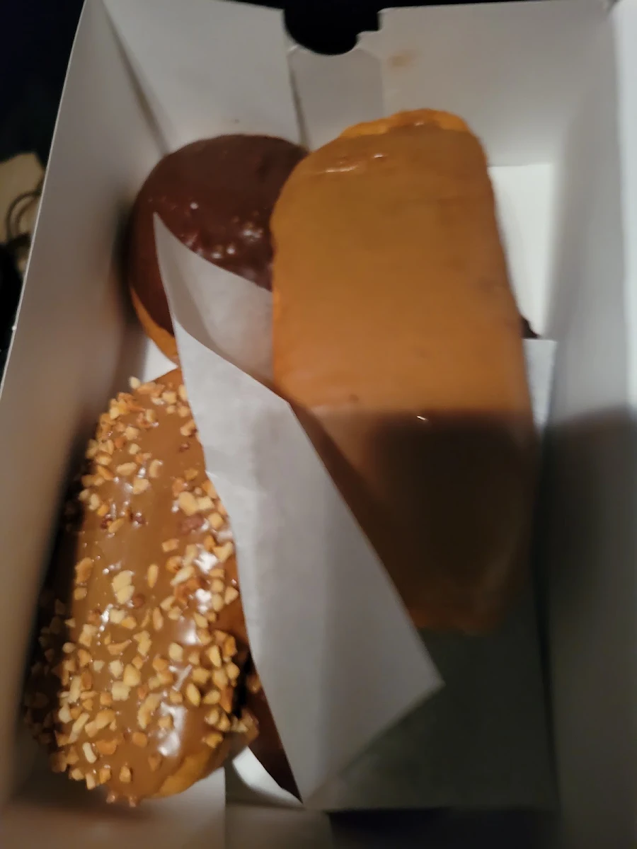 Peanut Maple Bar Custard Bizmark