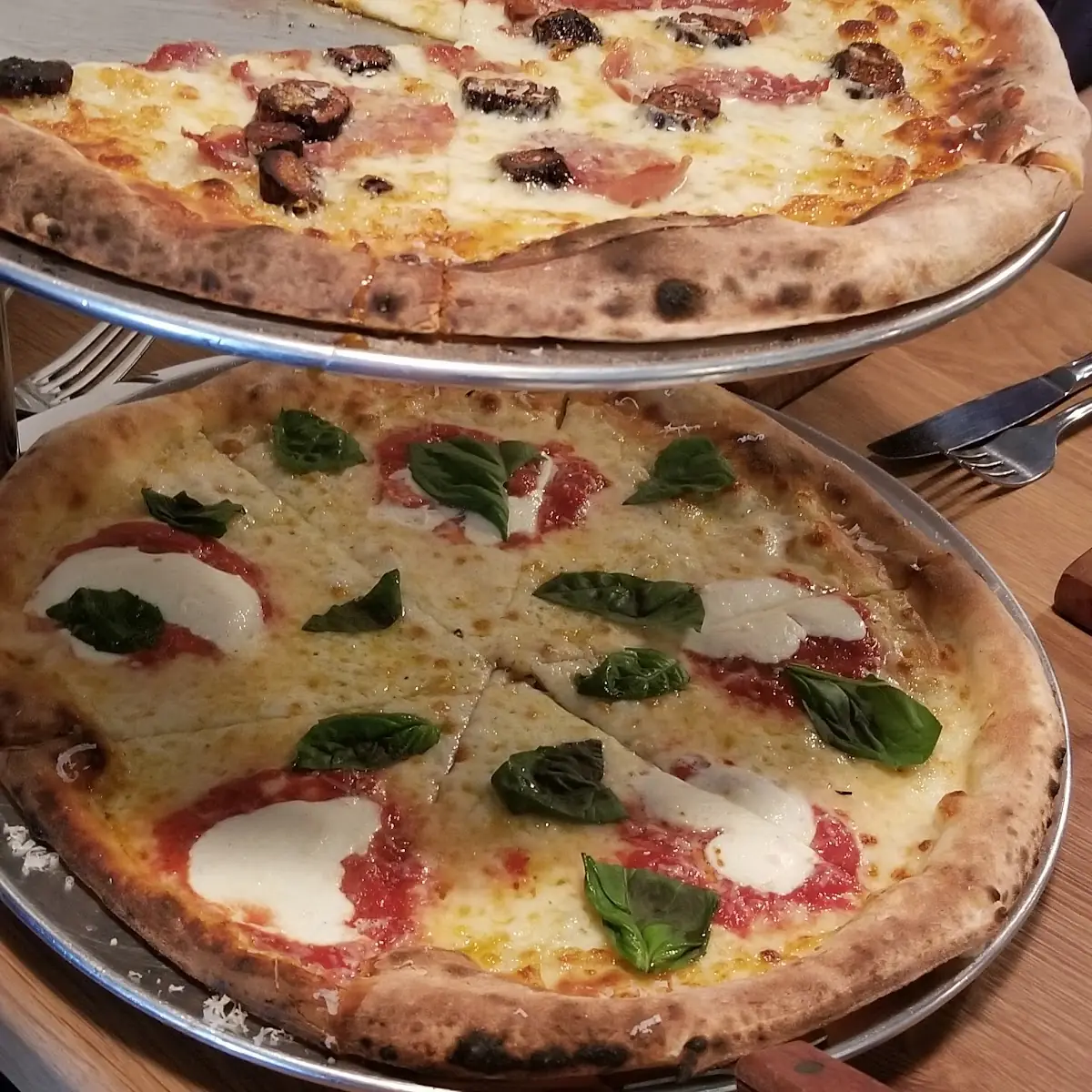 The Grandma Pizza