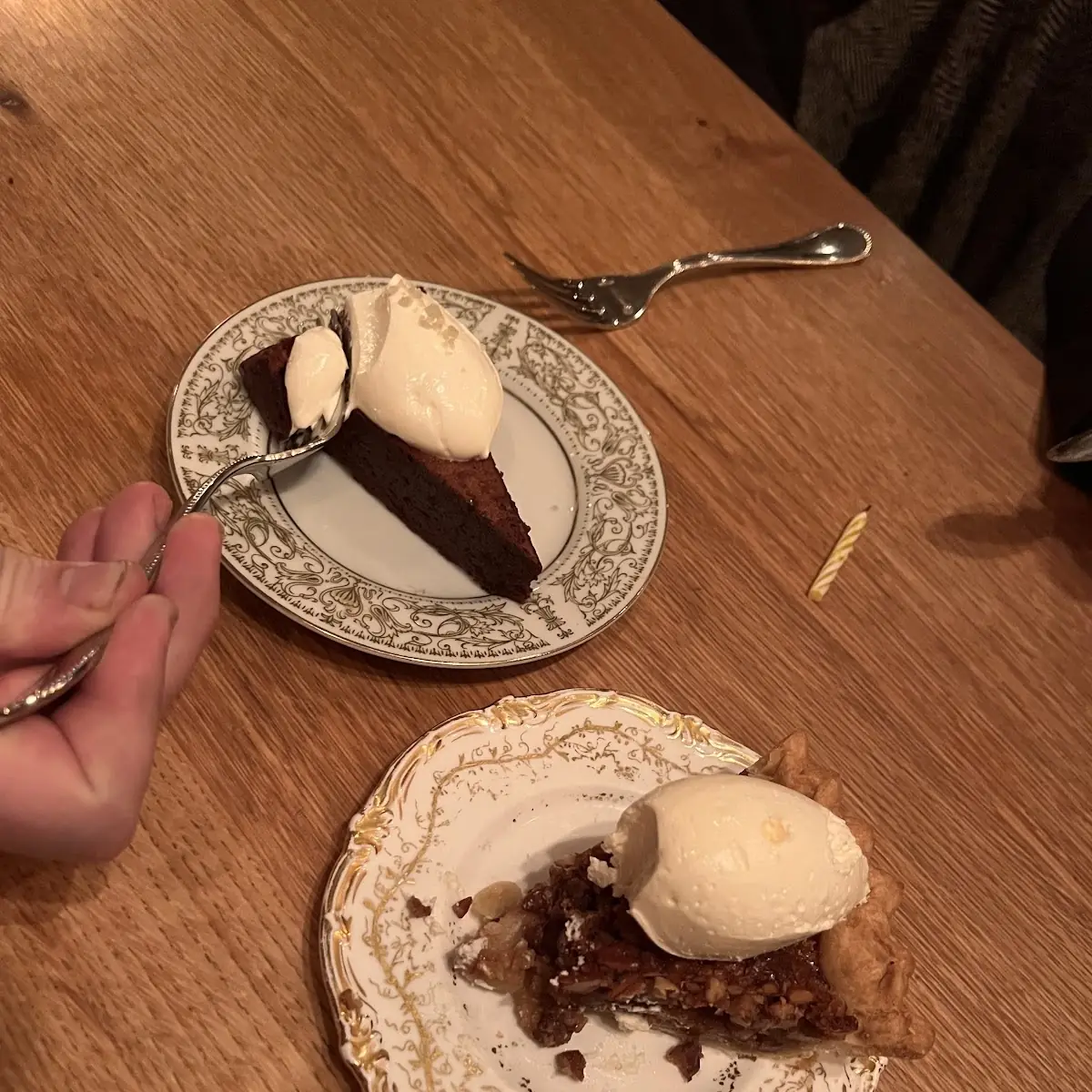Warm Apple Crisp a La Mode