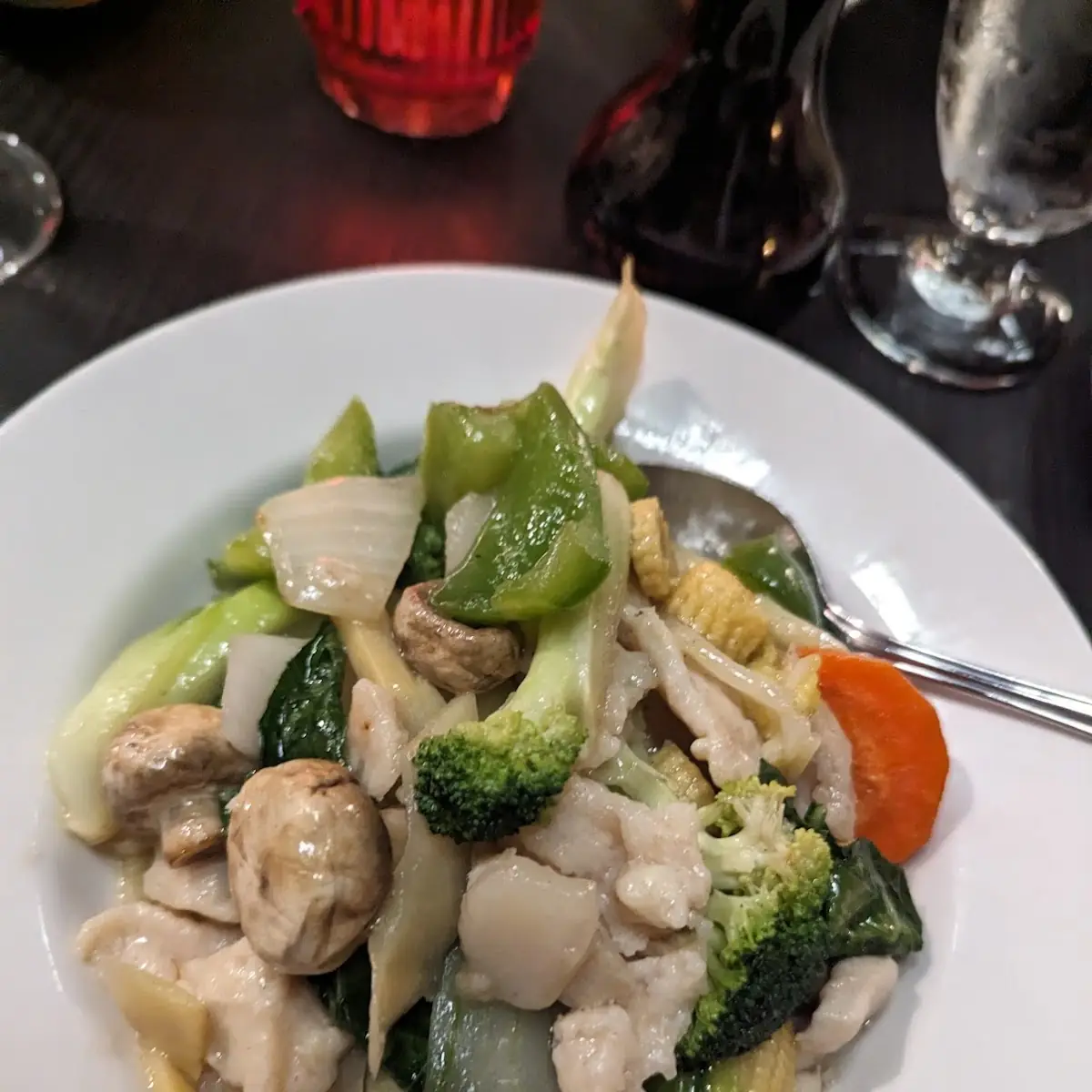 Chicken Almond Soo Guy