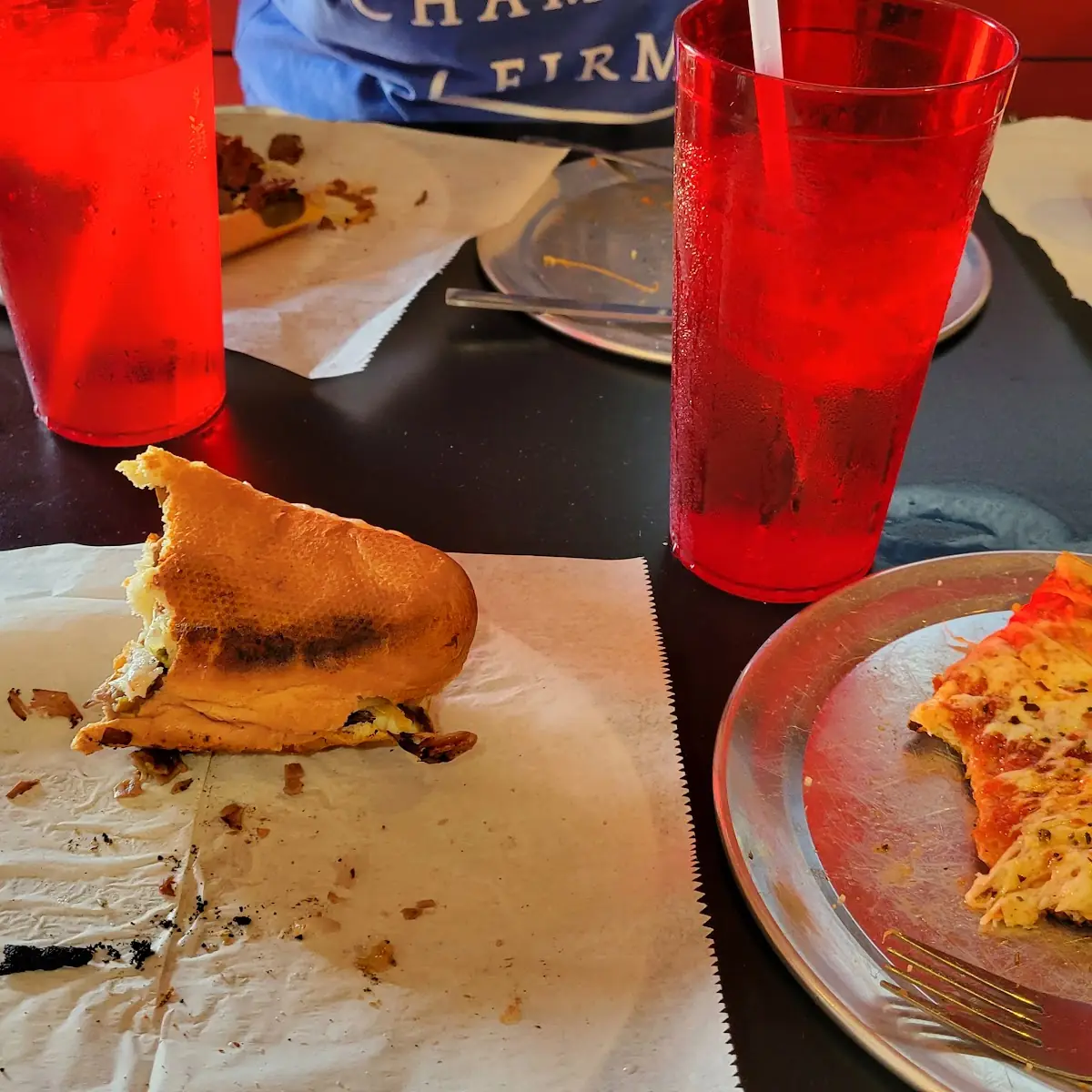 Deluxe Pizza