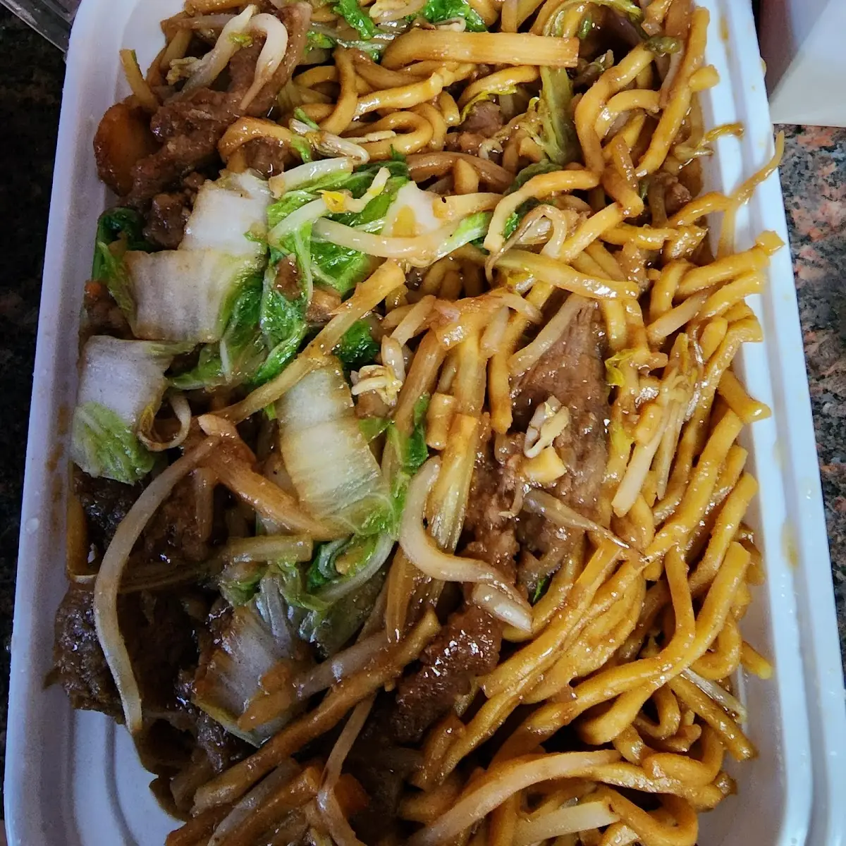 Beef Subgum Lo Mein