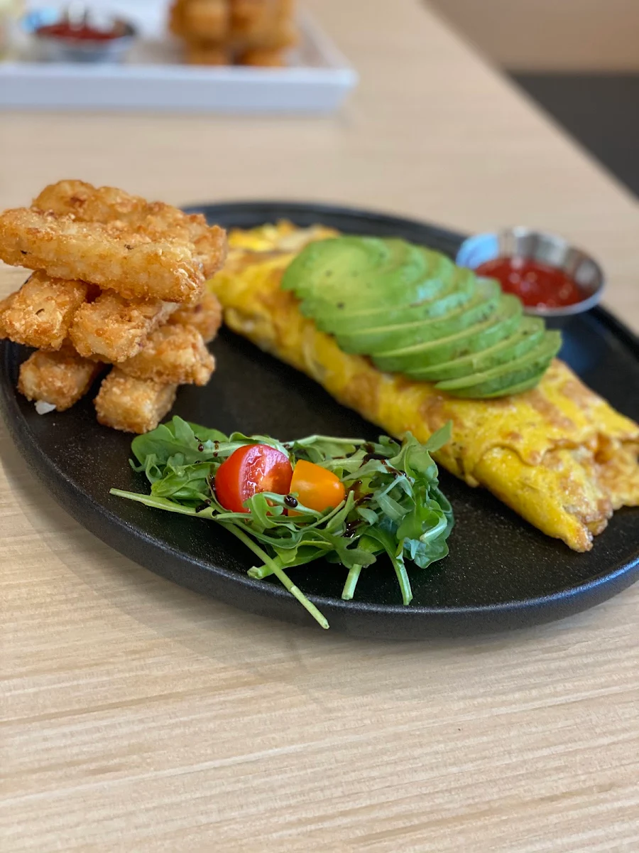 California Omellete, Eggcetra Breakfast Cafe