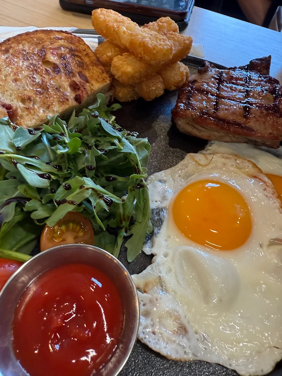 Steak and Eggs, Eggcetra Breakfast Cafe