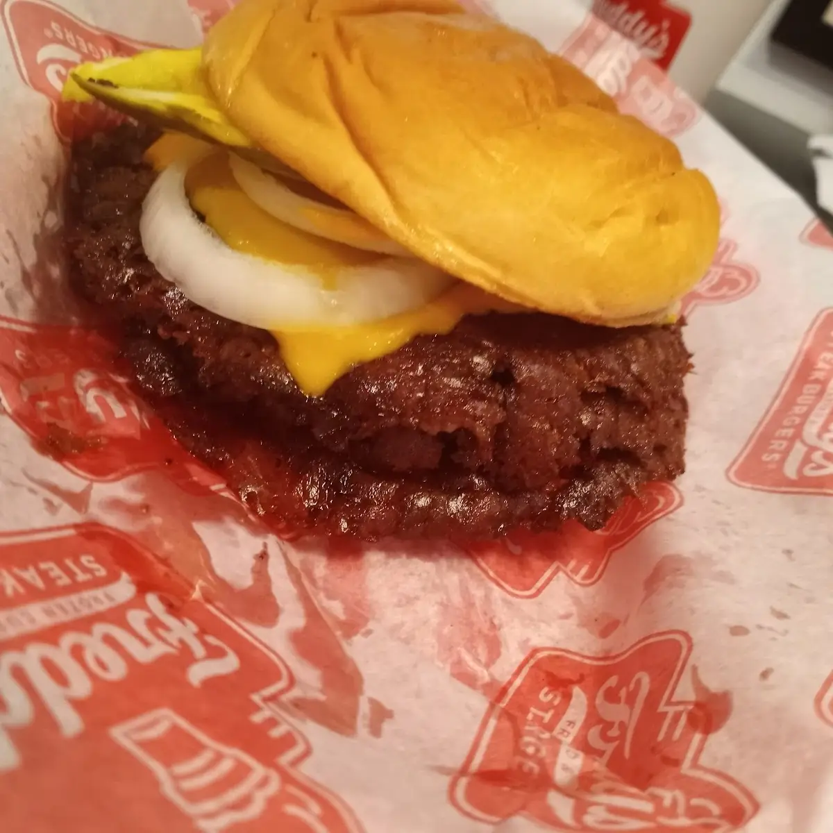 Freddy's Double Cheeseburger