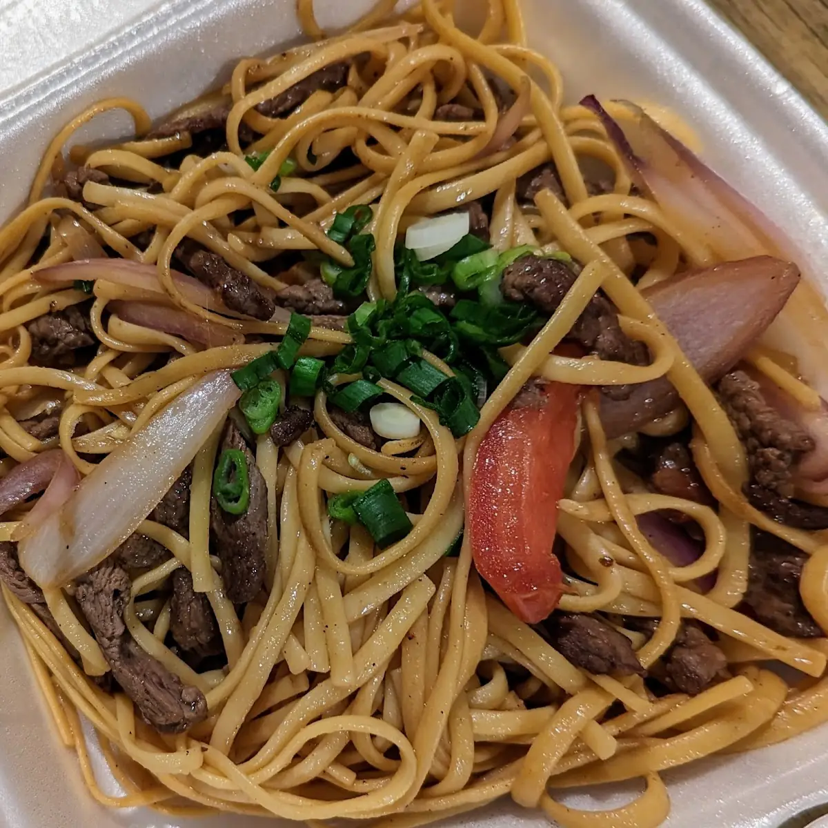 Tallarin Saltado Con Carne