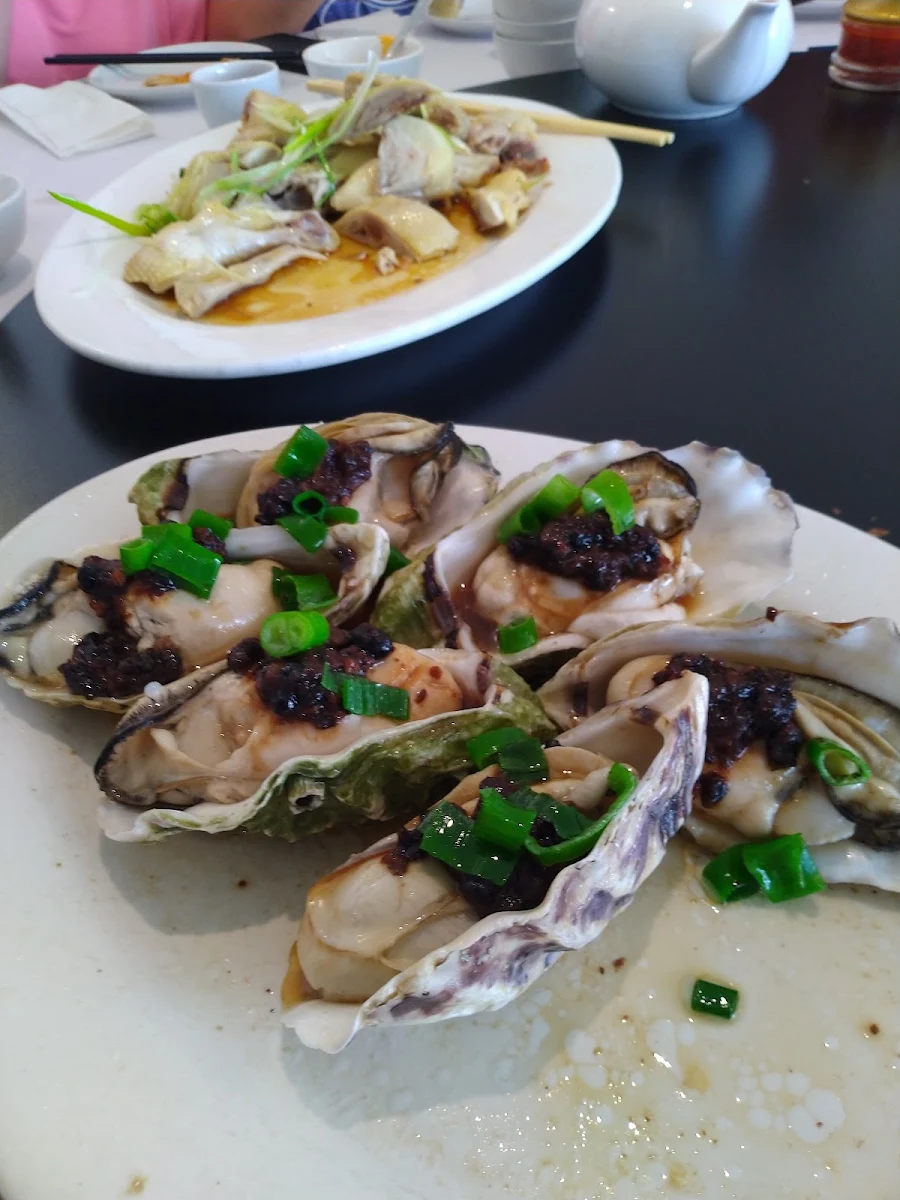 Black Bean Sauce Oysters, Maison Sai Yan