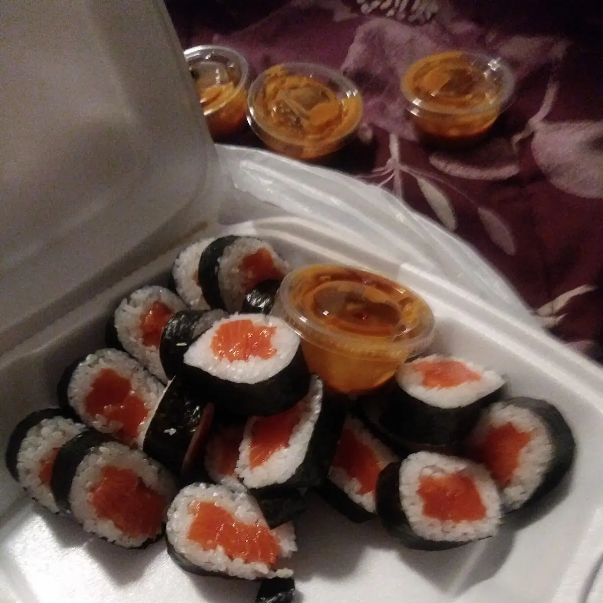 20 Piece Salmon Roll