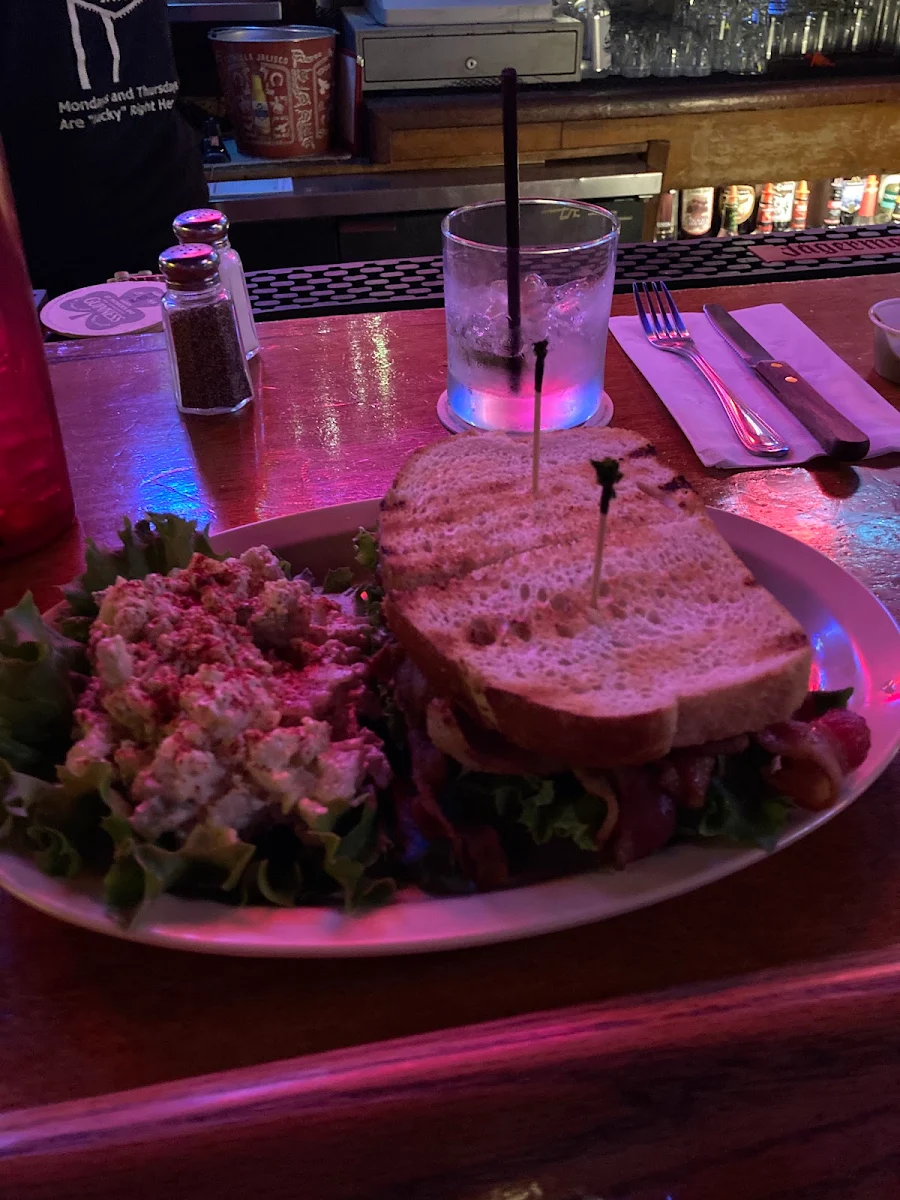 The blt with Potato Salad