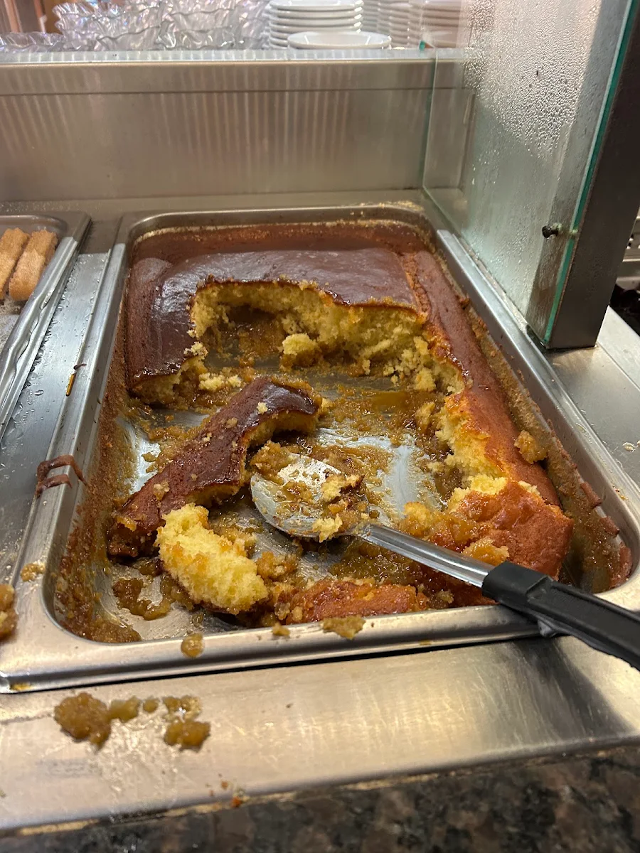 Pudding Chômeur, Buffet des Continents - Trois-Rivières