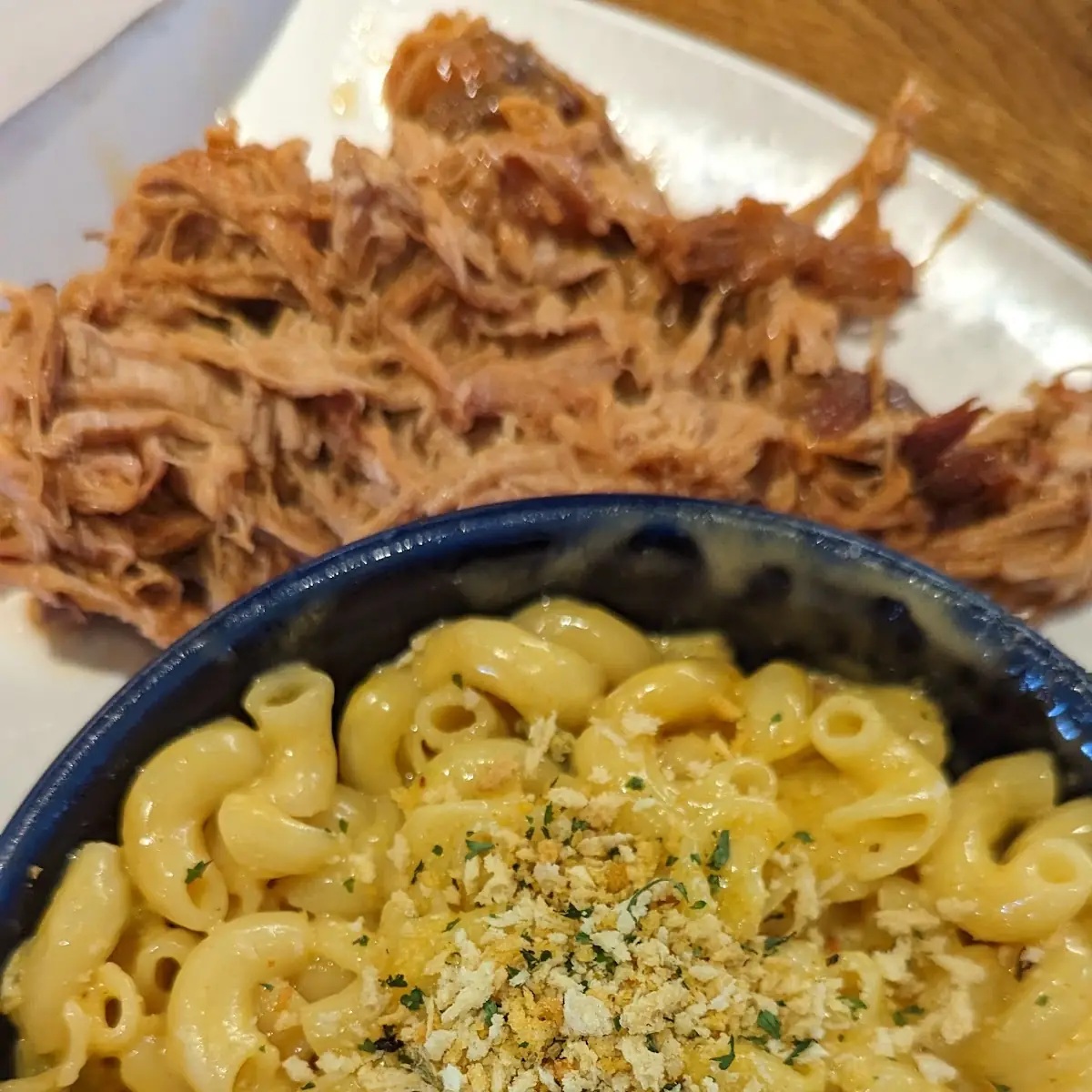 Green Chili Mac and Cheese with Pulled Pork