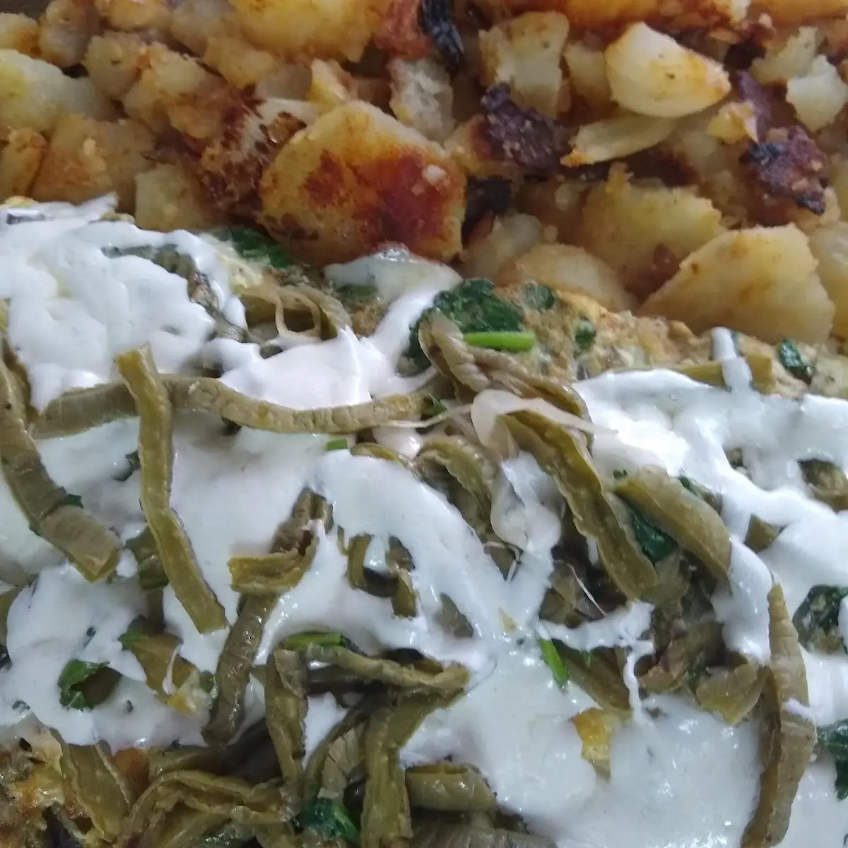 Cheese Omelette with Home Fries