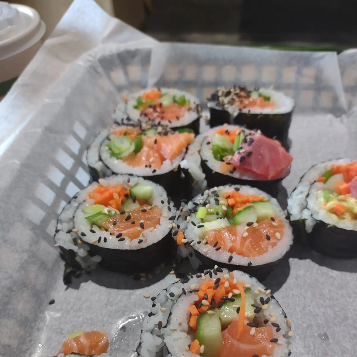 Salmon Sushi Roll