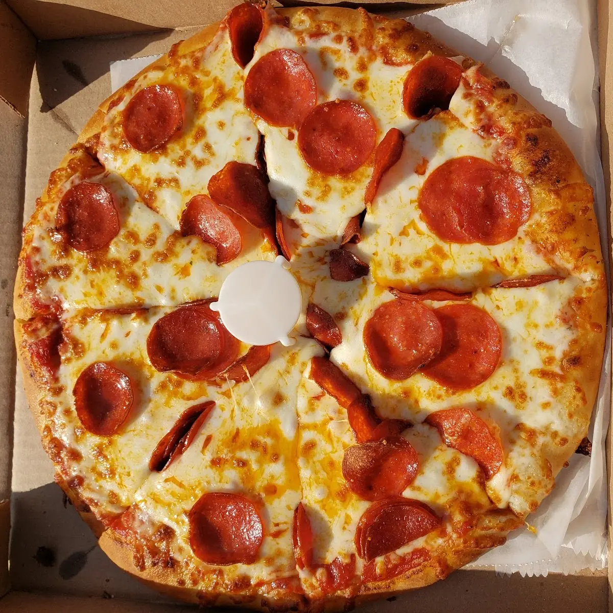 Medium Pepperoni Pizza