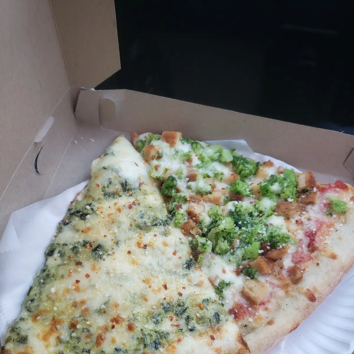 Artichoke and Chicken Broccoli Slices