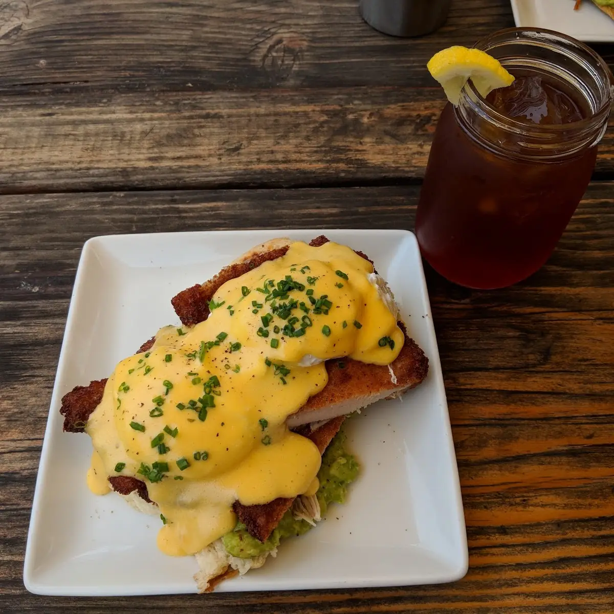 Eggs Benedict with Ham