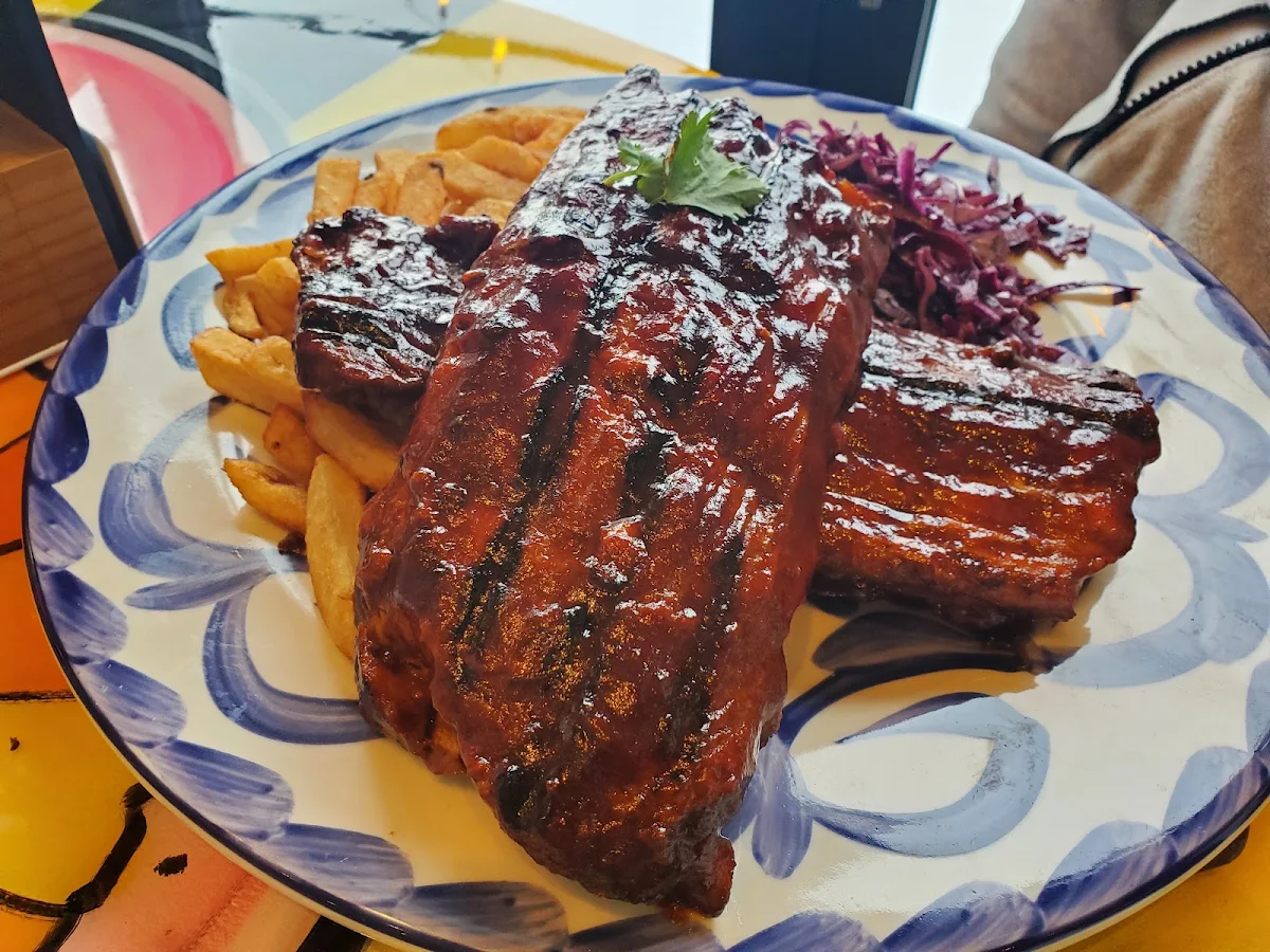 Ribs, Carlos & Pepe's - Saint-Léonard