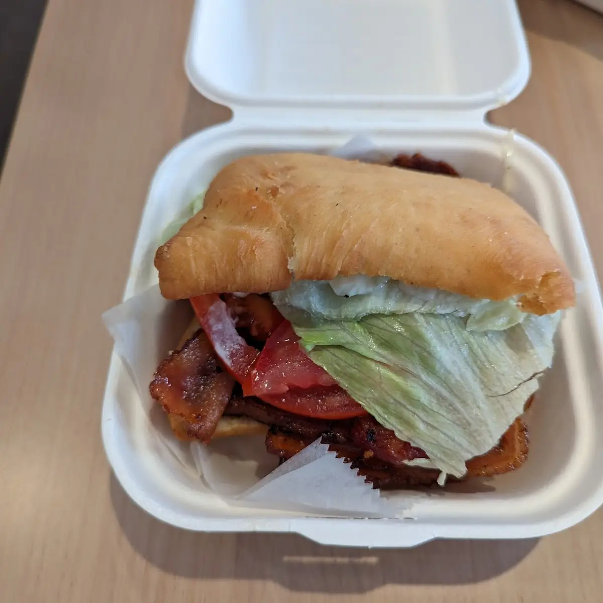bblt Beignet Bacon Lettuce Tomato