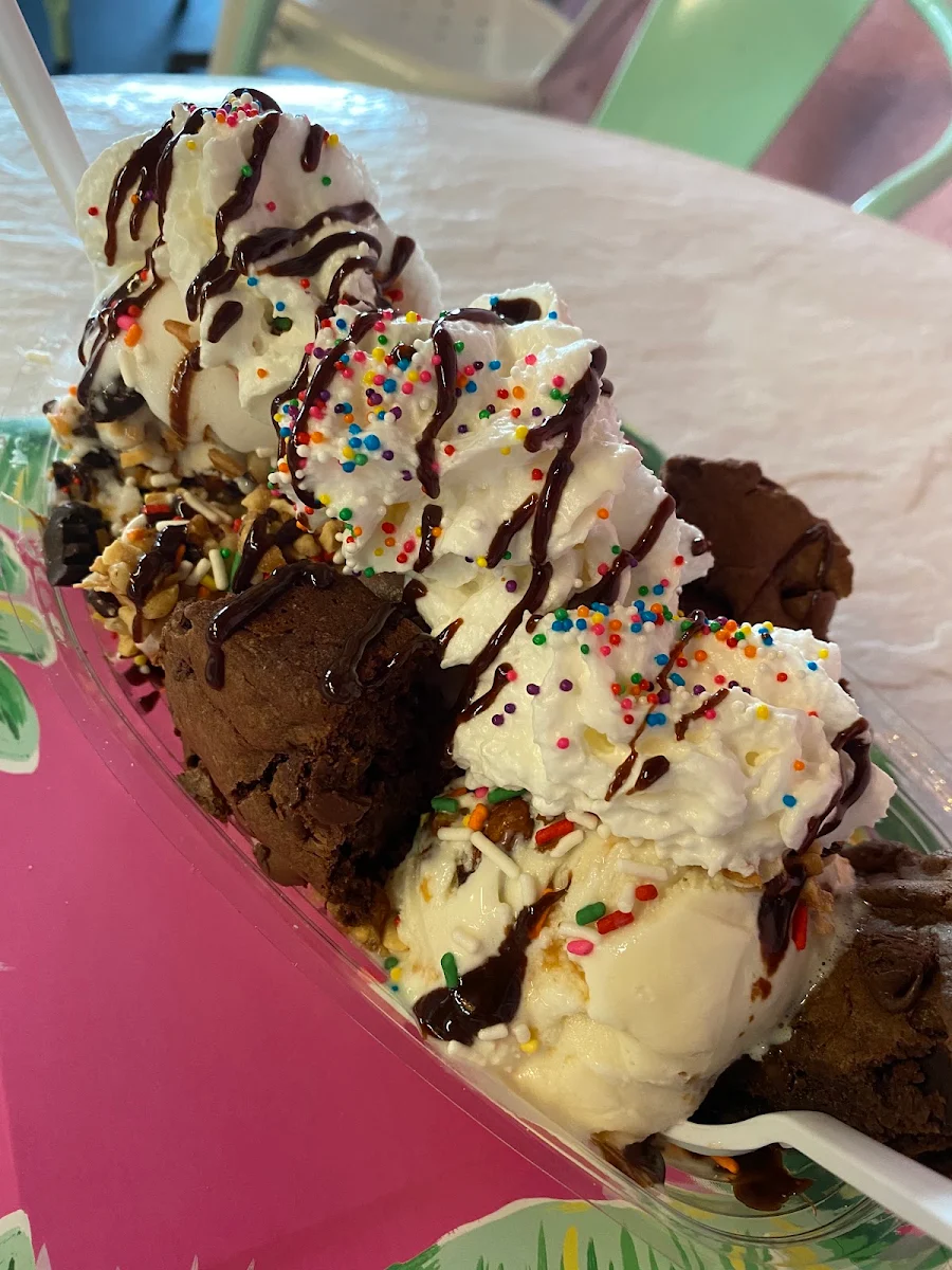 Brownie Sundae