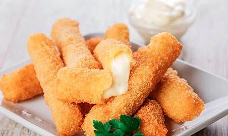 Five pcs Mozzarella Sticks
