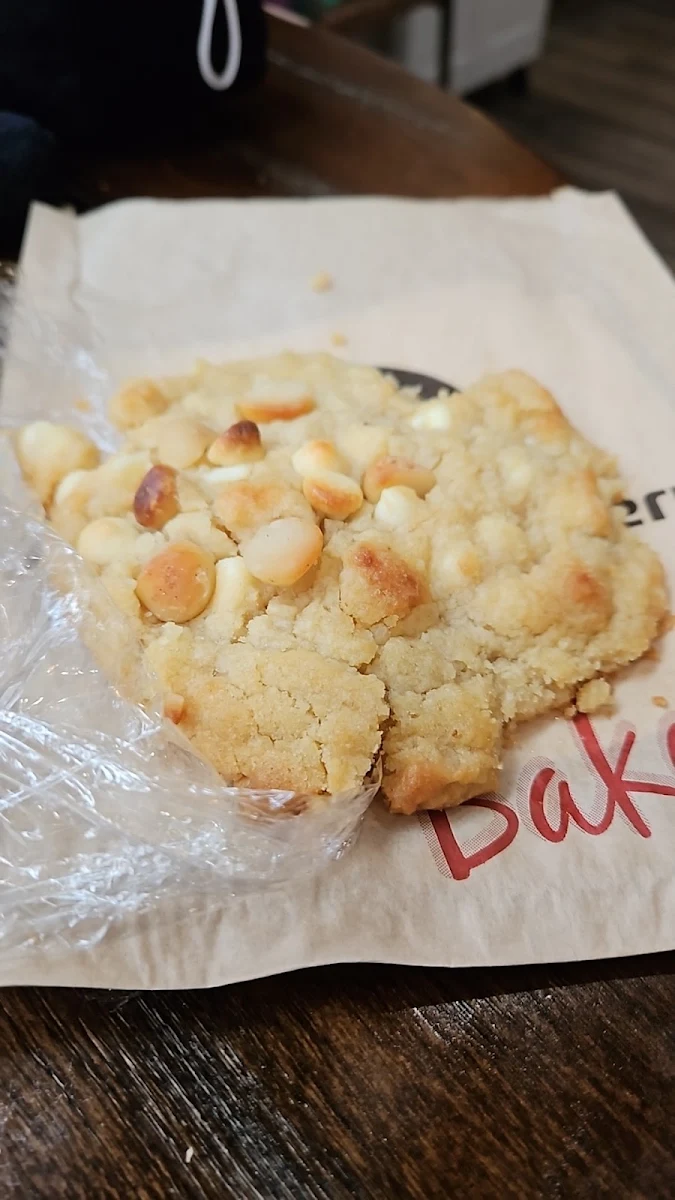 White Chocolate Chip Cookies