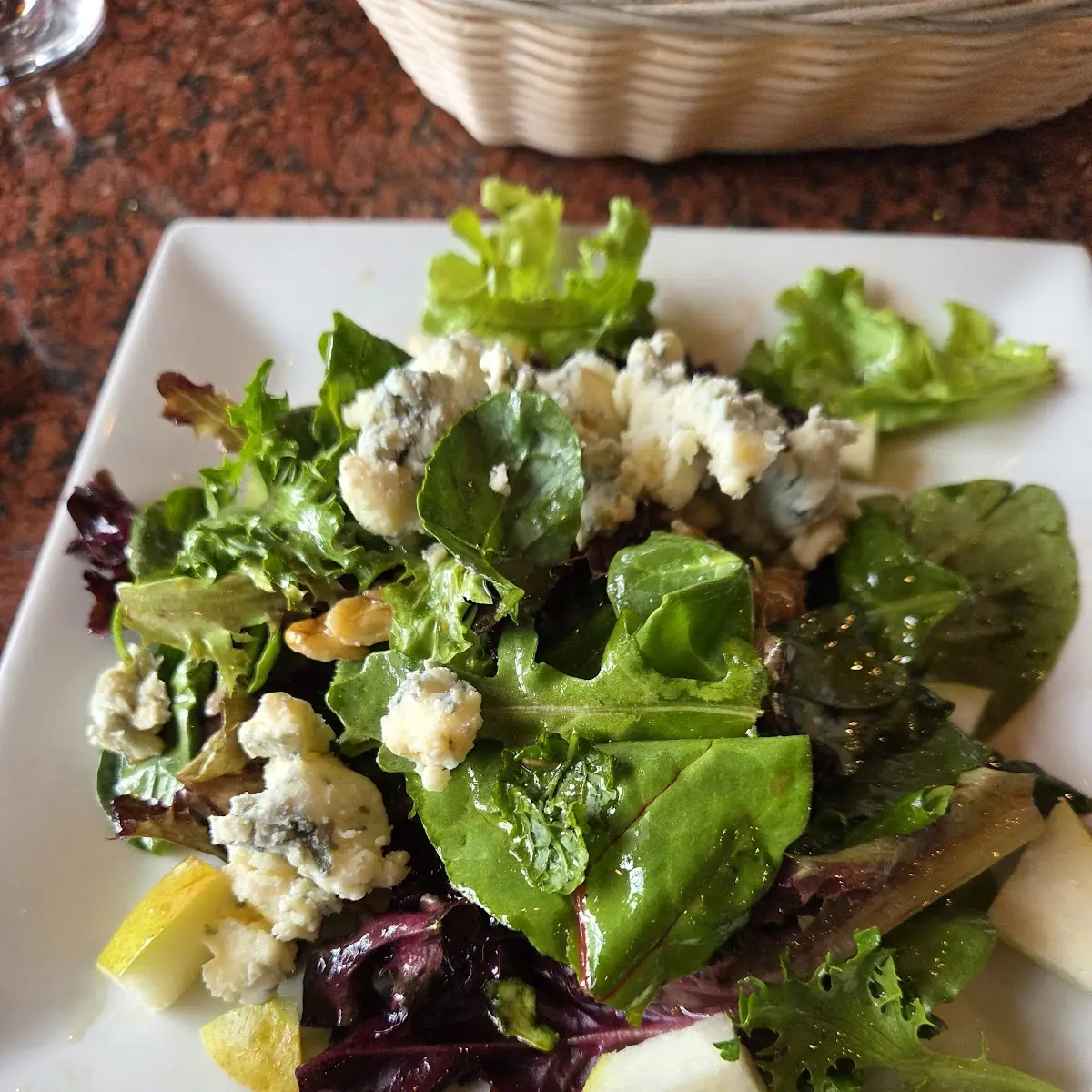 Gorgonzola Salad