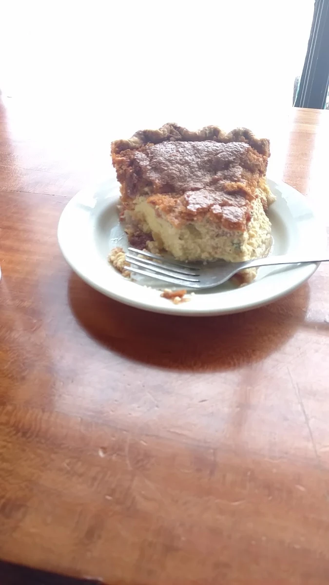 Tomato Basil Quiche