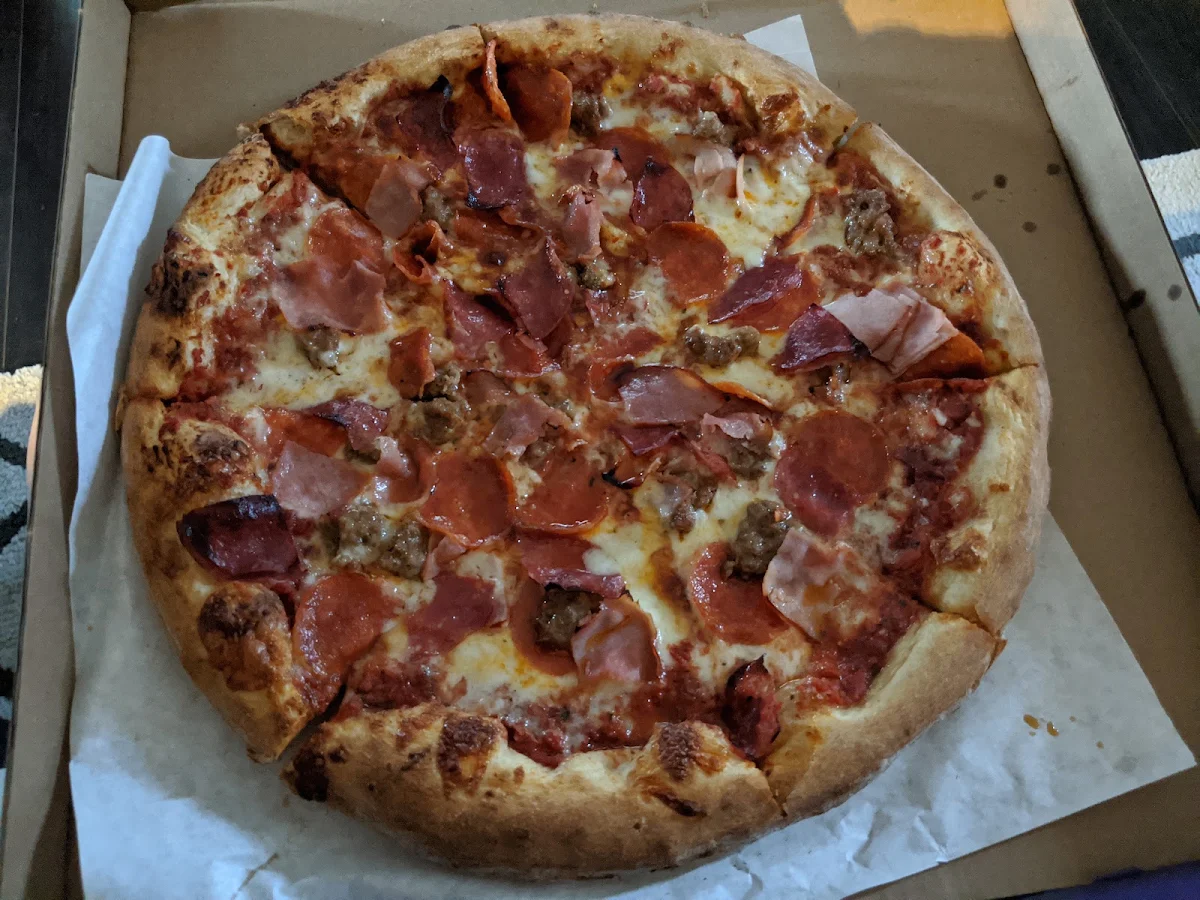 Meat & More Meat Pizza L