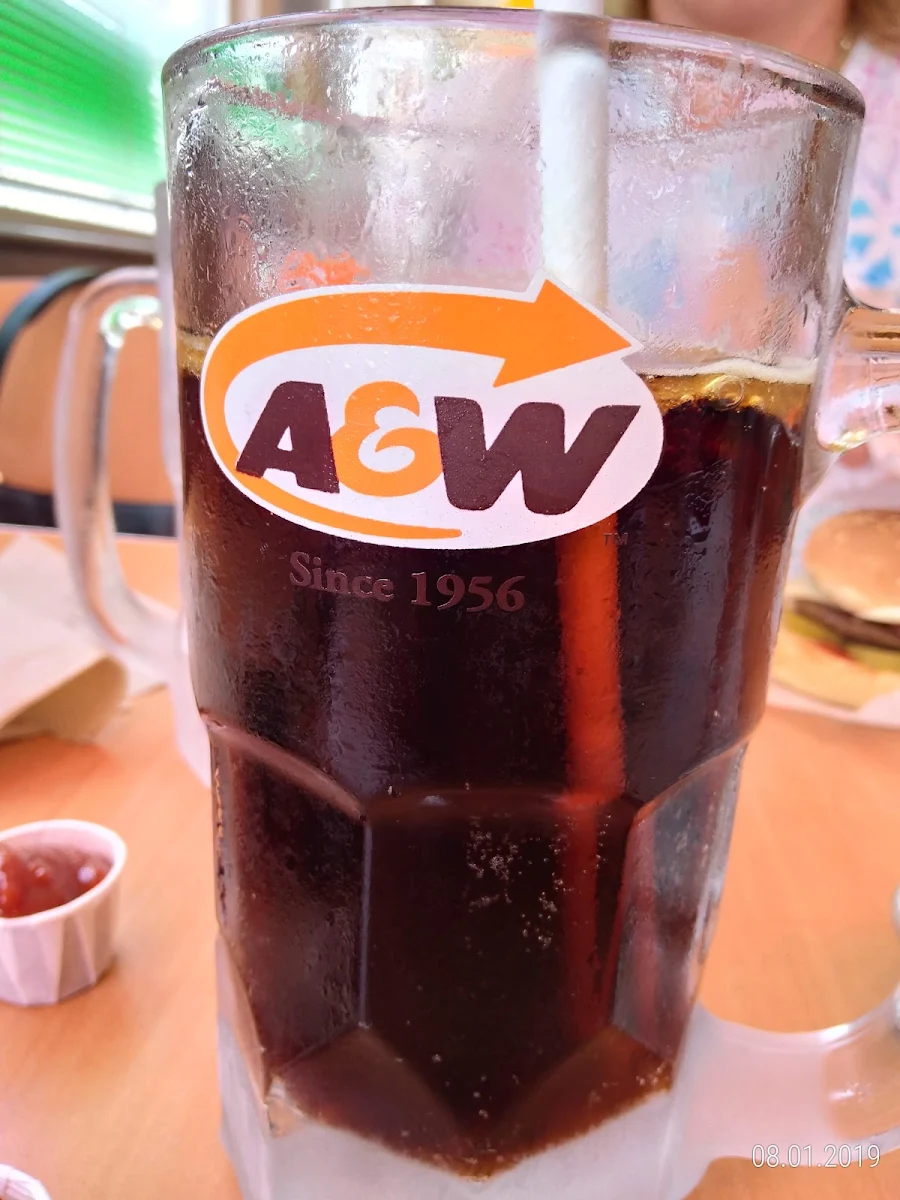A&w Root Beer, A&W Canada