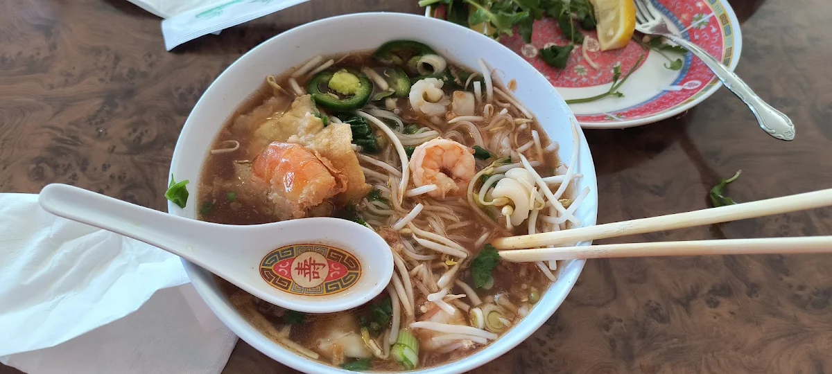 Pho Seafood Combo 6