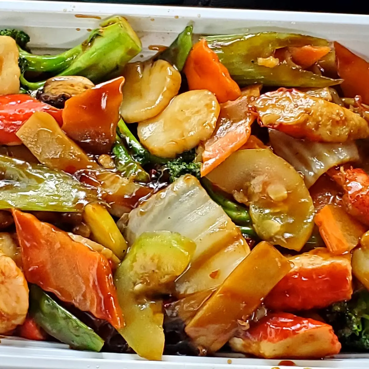 Seafood Delight in Spicy Brown Sauce