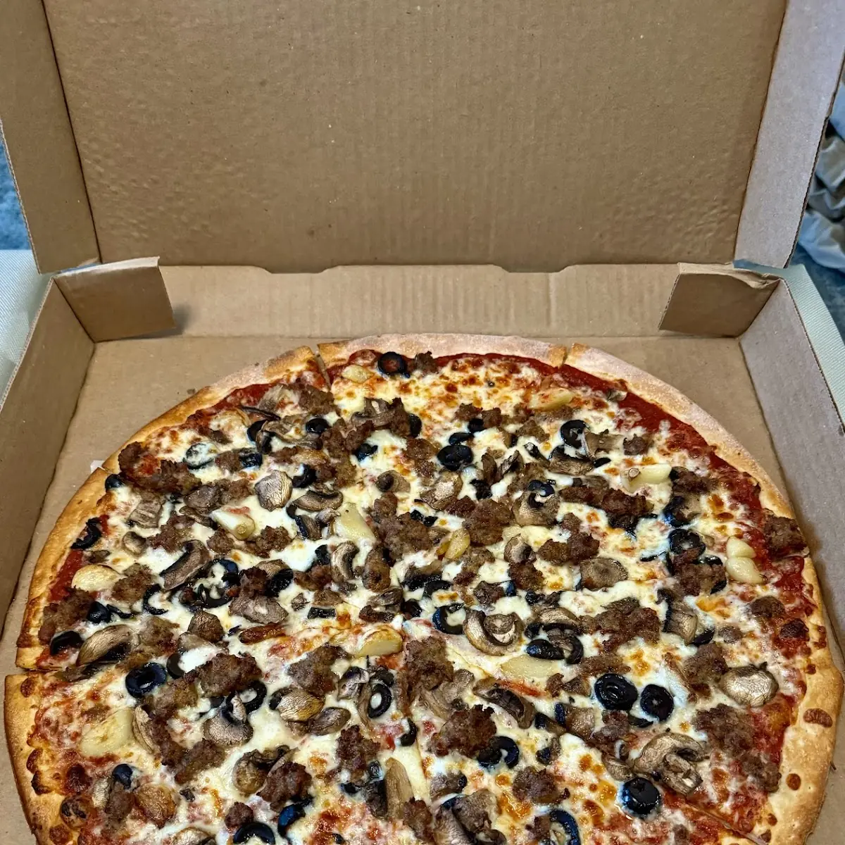 16 Pizza