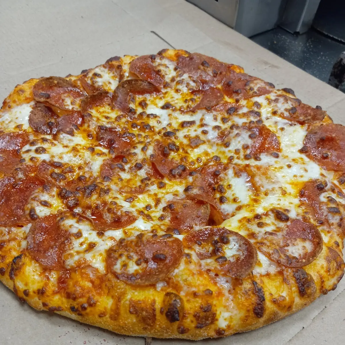 Pepperoni Spinach and Mushroom Large Thin Pizza