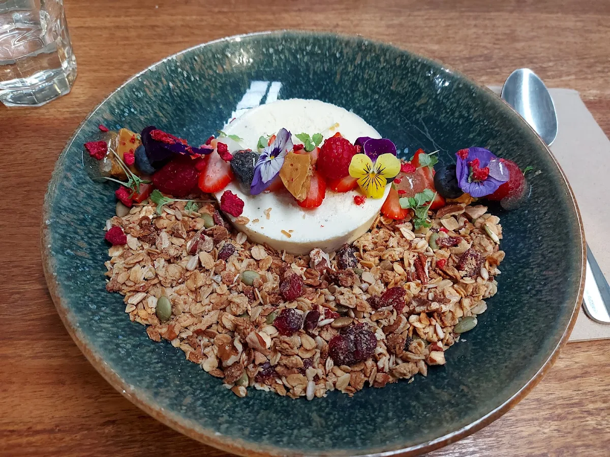 Granola, Axil Coffee Roasters Hawthorn