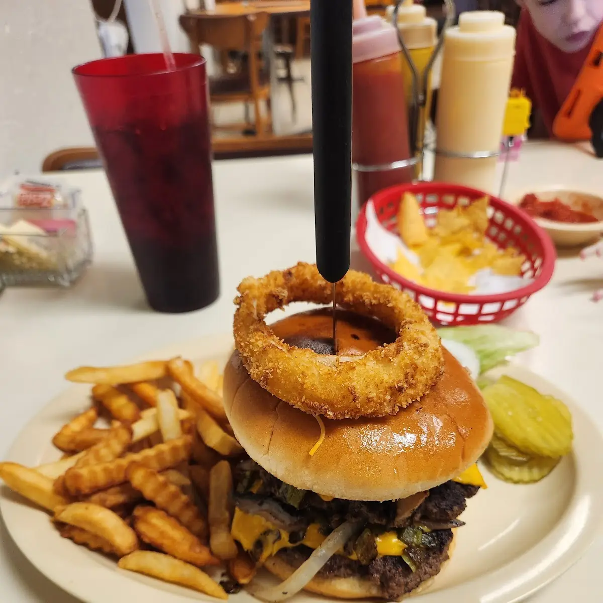 Monster Burger w Fries
