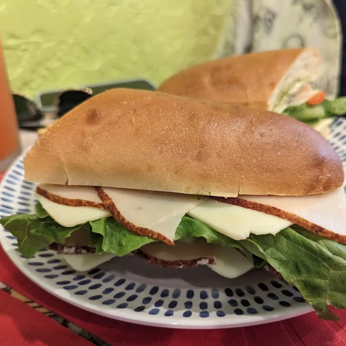 Roast Beef & Fresh Mozzarella