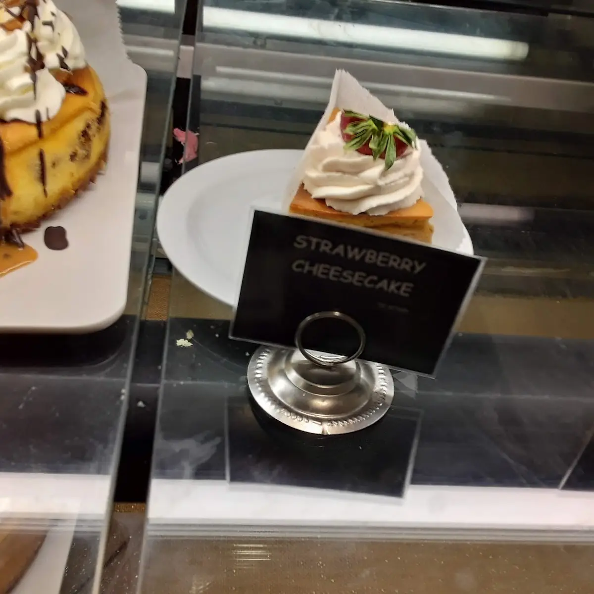 Chocolate Strawberry Cheesecake 10